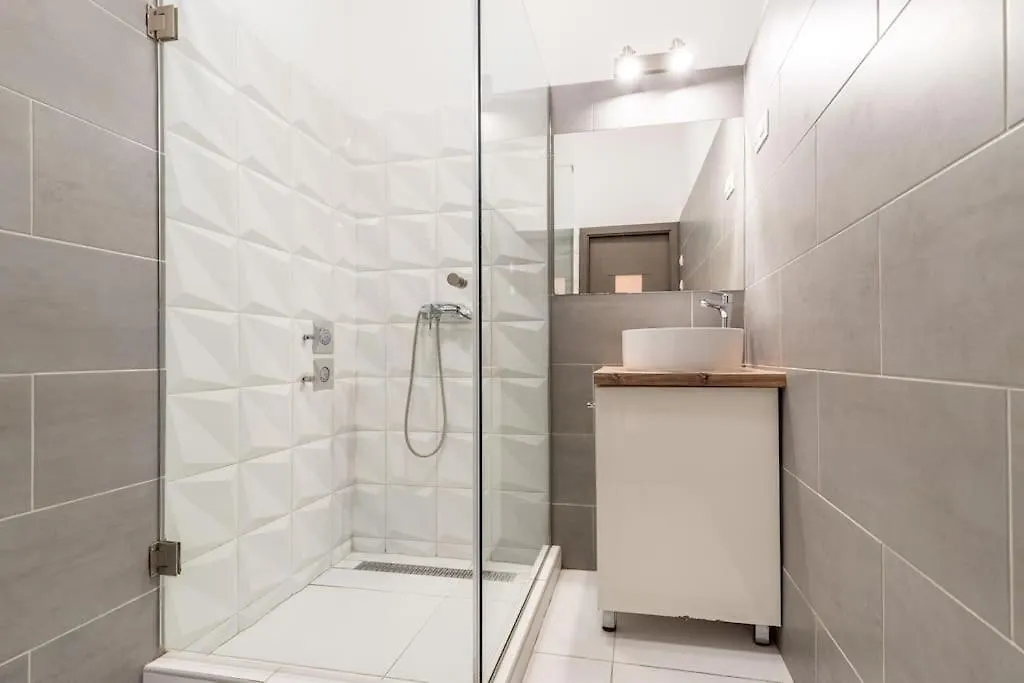 Midtown Gleaming Apartment Budapest